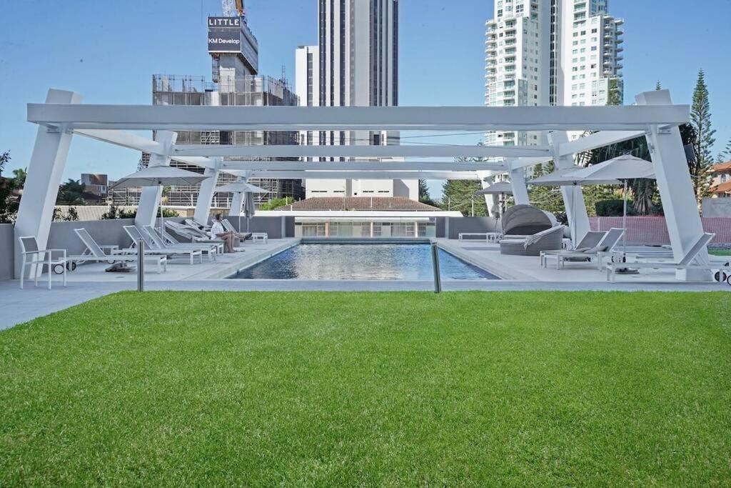 Broadbeach Apartment Level 10 With Beach Views โกลด์โคสต์ ภายนอก รูปภาพ