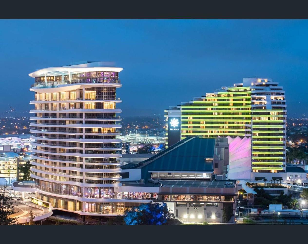 Broadbeach Apartment Level 10 With Beach Views โกลด์โคสต์ ภายนอก รูปภาพ